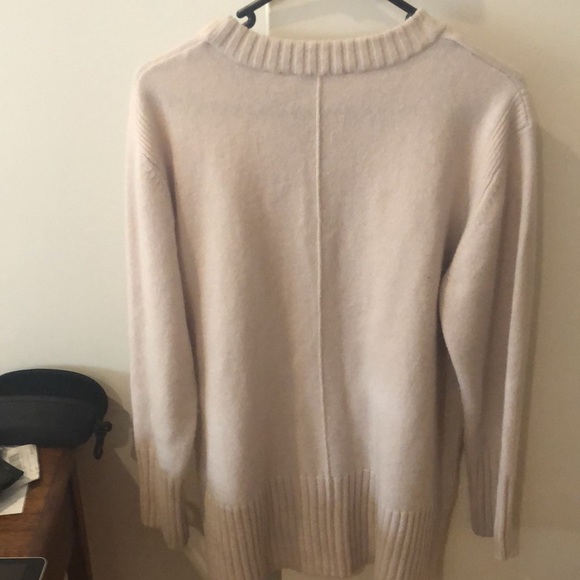 Country Road sweater - Picture 3 of 5